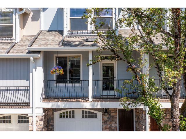 1922 Ne 49TH Way, Hillsboro, OR 97124