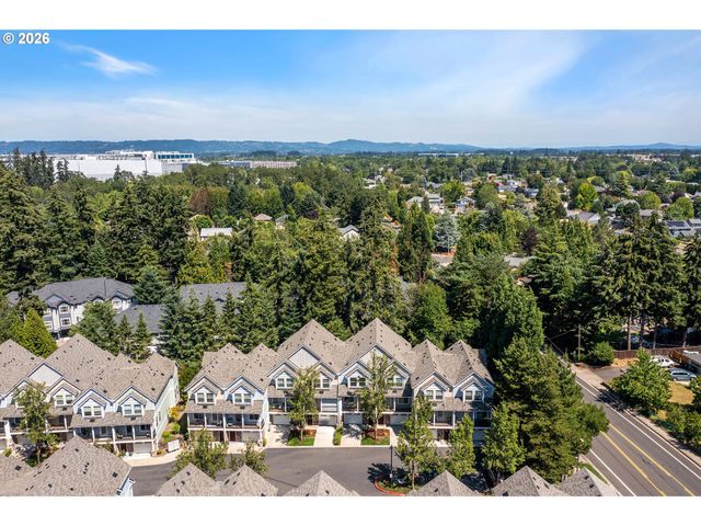 1922 Ne 49TH Way, Hillsboro, OR 97124