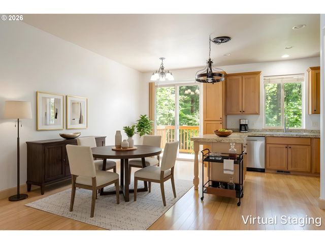 1922 Ne 49TH Way, Hillsboro, OR 97124