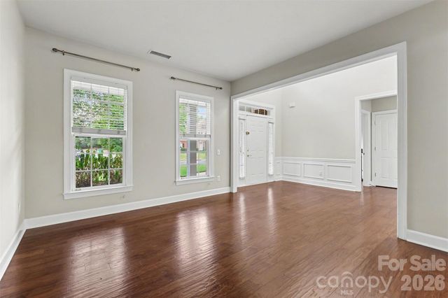 11027 Knight Castle Drive, Charlotte, NC 28277