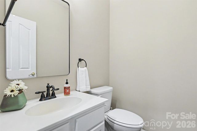 11027 Knight Castle Drive, Charlotte, NC 28277