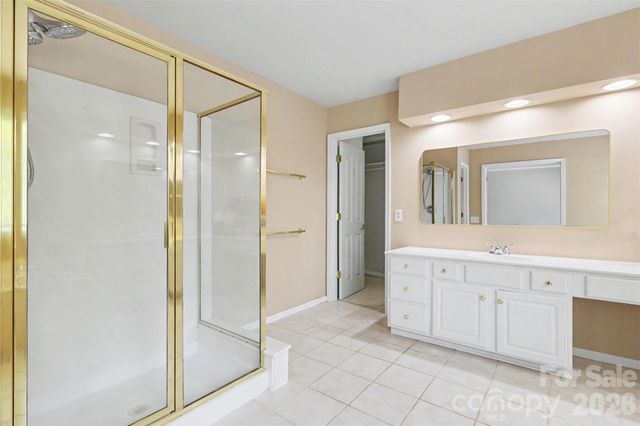 11027 Knight Castle Drive, Charlotte, NC 28277