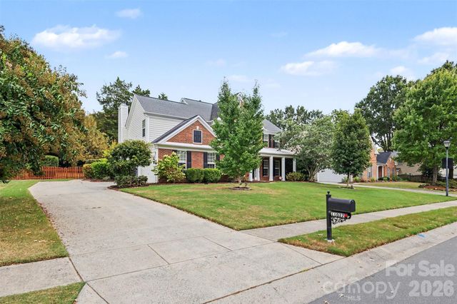 11027 Knight Castle Drive, Charlotte, NC 28277