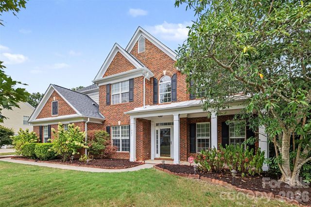 11027 Knight Castle Drive, Charlotte, NC 28277