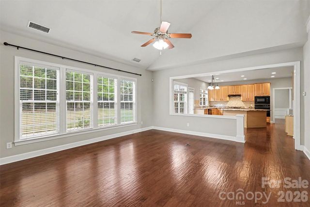 11027 Knight Castle Drive, Charlotte, NC 28277