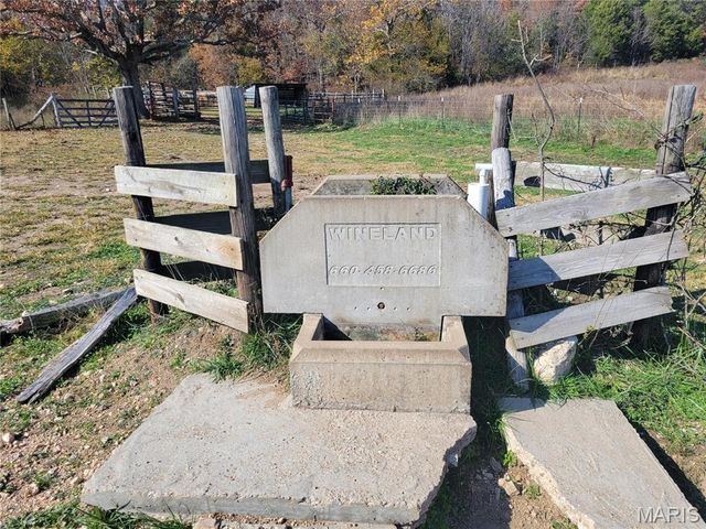 xxxx county rd. 700, Ellington, MO 63638