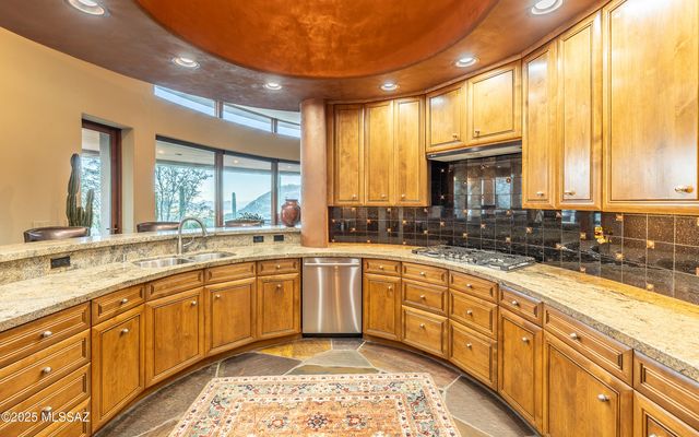 4600 W Cush Canyon Loop, Marana, AZ 85658