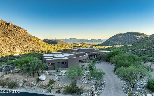 4600 W Cush Canyon Loop, Marana, AZ 85658