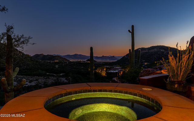 4600 W Cush Canyon Loop, Marana, AZ 85658