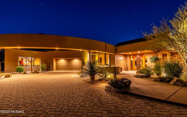 4600 W Cush Canyon Loop, Marana, AZ 85658