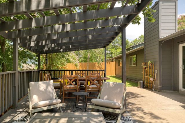 2205 Trede DR, Austin, TX 78745