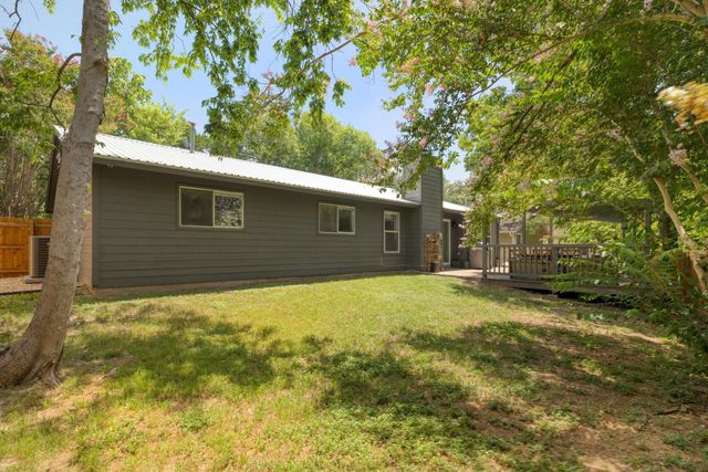 2205 Trede DR, Austin, TX 78745