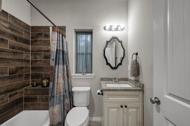 27 Lakewood, Trinity, TX 75862