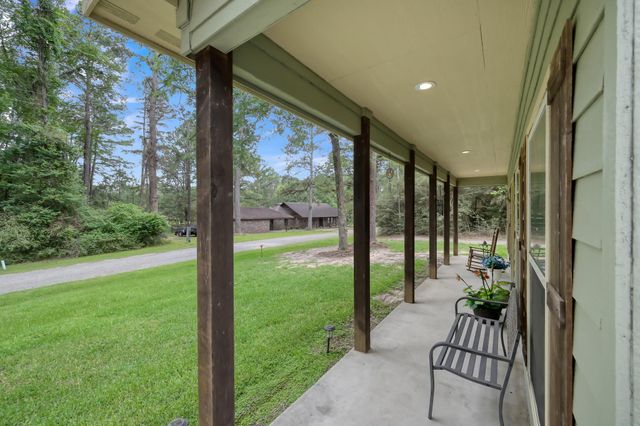 27 Lakewood, Trinity, TX 75862