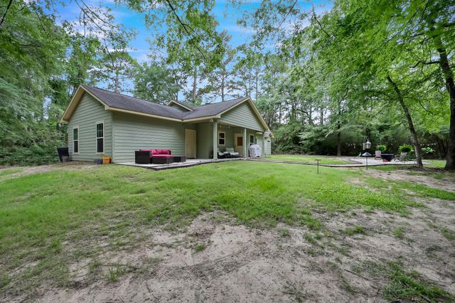 27 Lakewood, Trinity, TX 75862