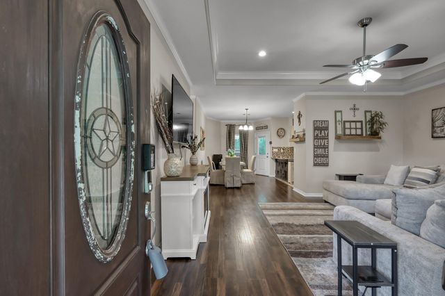 27 Lakewood, Trinity, TX 75862
