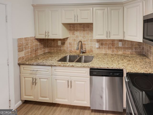 2416 Peachwood Circle NE 9, Atlanta, GA 30345