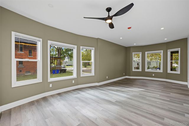 522 Smith Street, Detroit, MI 48202