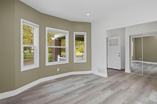 522 Smith Street, Detroit, MI 48202