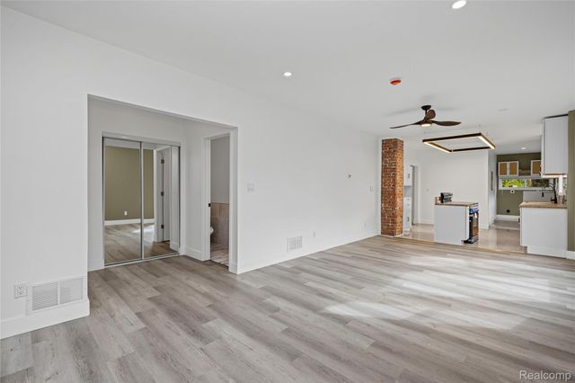 522 Smith Street, Detroit, MI 48202