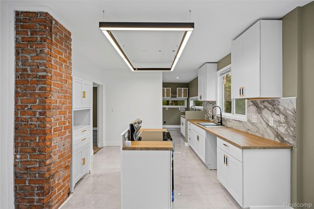 522 Smith Street, Detroit, MI 48202