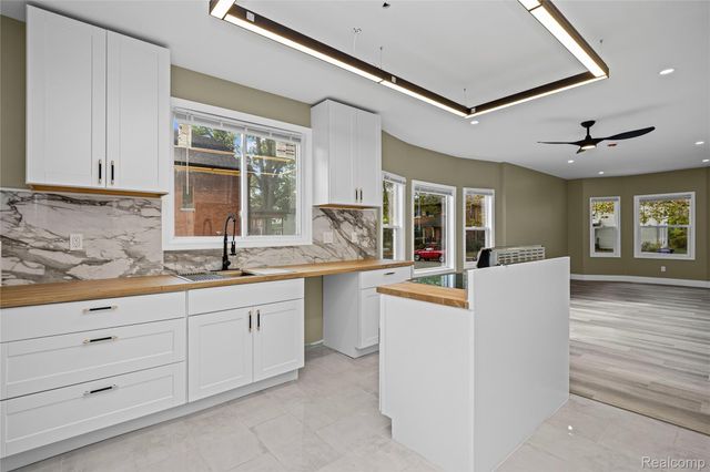 522 Smith Street, Detroit, MI 48202