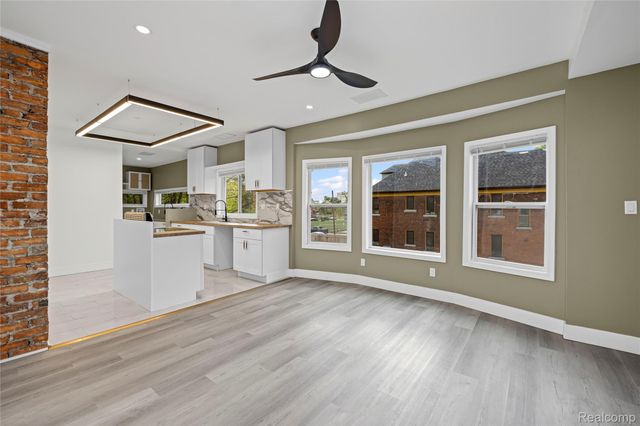 522 Smith Street, Detroit, MI 48202