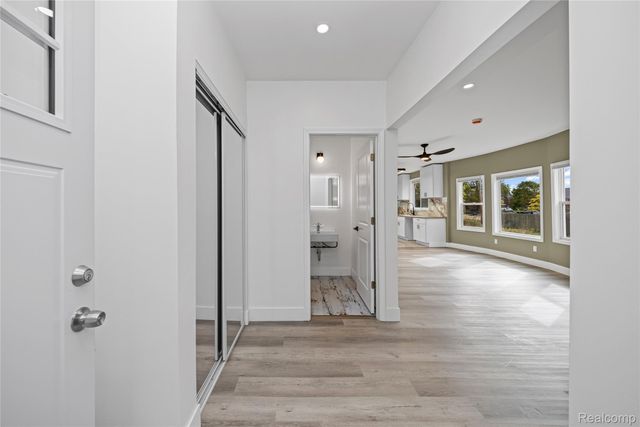 522 Smith Street, Detroit, MI 48202