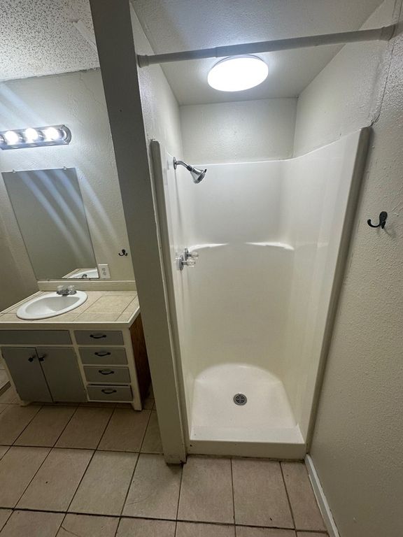 Image 8 of property listing at 15 E 23rd St, San Angelo, TX 76903