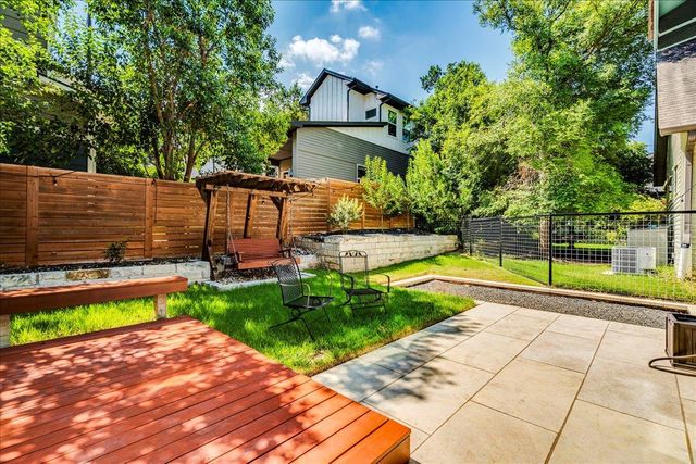 3505 Villa CT 11, Austin, TX 78704
