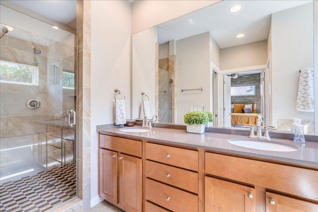 3505 Villa CT 11, Austin, TX 78704