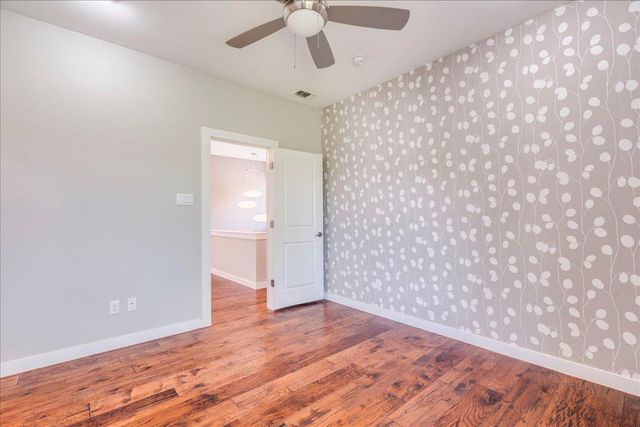 3505 Villa CT 11, Austin, TX 78704