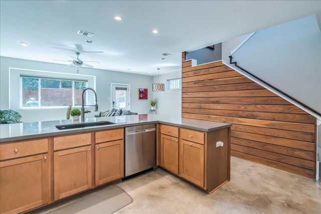 3505 Villa CT 11, Austin, TX 78704