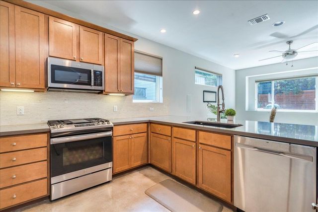 3505 Villa CT 11, Austin, TX 78704