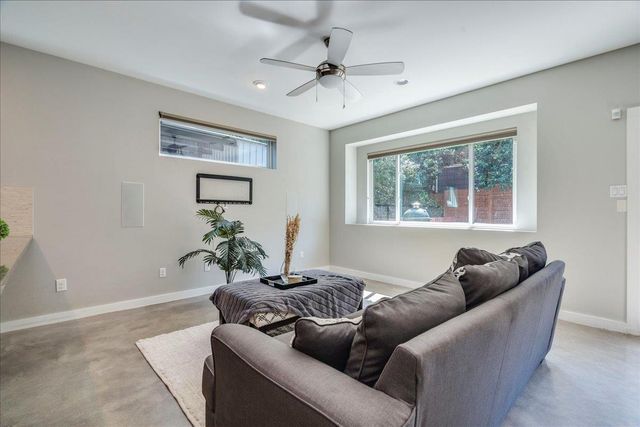 3505 Villa CT 11, Austin, TX 78704