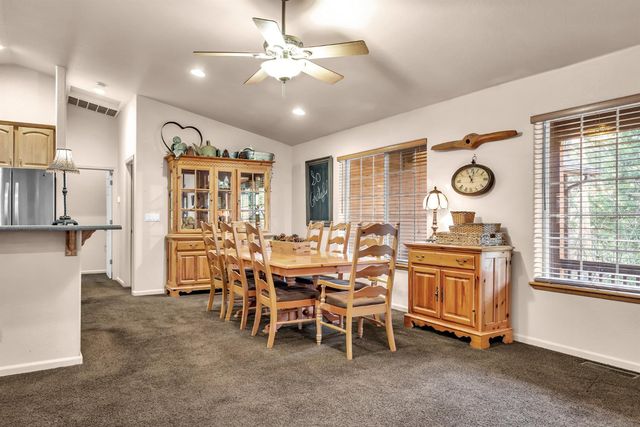 3117 Darby Ln, Pollock Pines, CA 95726