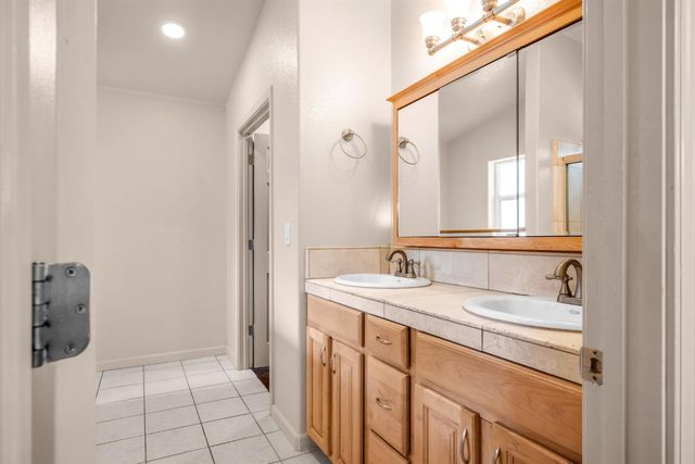 3117 Darby Ln, Pollock Pines, CA 95726