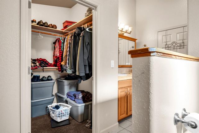 3117 Darby Ln, Pollock Pines, CA 95726