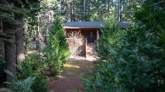 3117 Darby Ln, Pollock Pines, CA 95726
