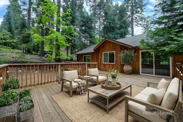 3117 Darby Ln, Pollock Pines, CA 95726