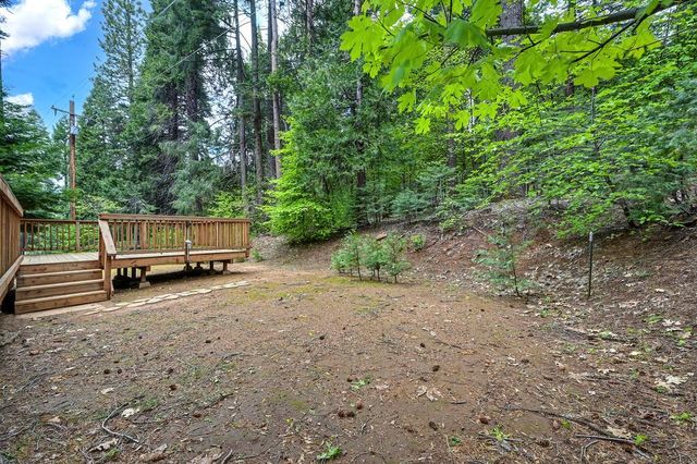 3117 Darby Ln, Pollock Pines, CA 95726