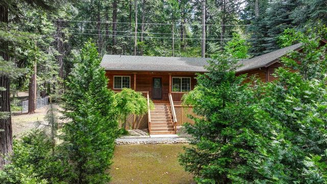 3117 Darby Ln, Pollock Pines, CA 95726