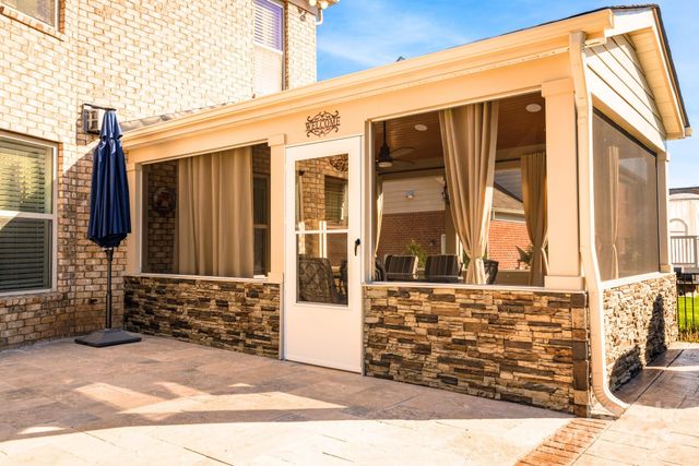 9825 Ardrey Woods Drive, Charlotte, NC 28277