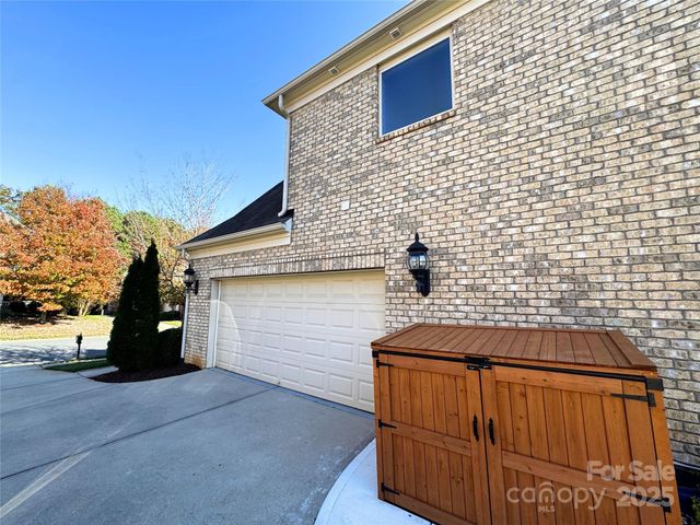 9825 Ardrey Woods Drive, Charlotte, NC 28277