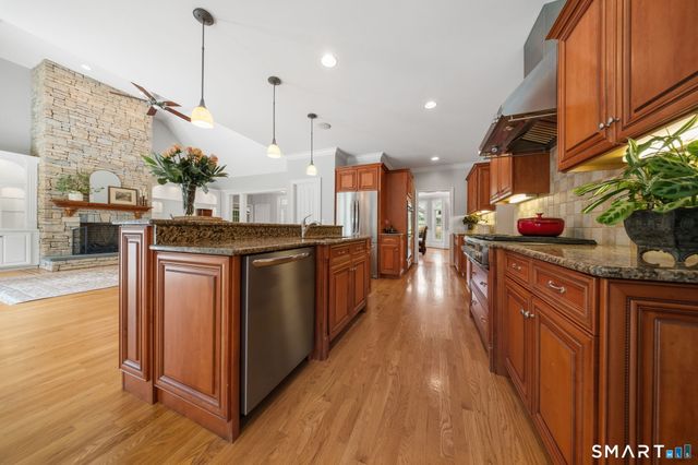 19 Woodcock Lane, South Windsor, CT 06074