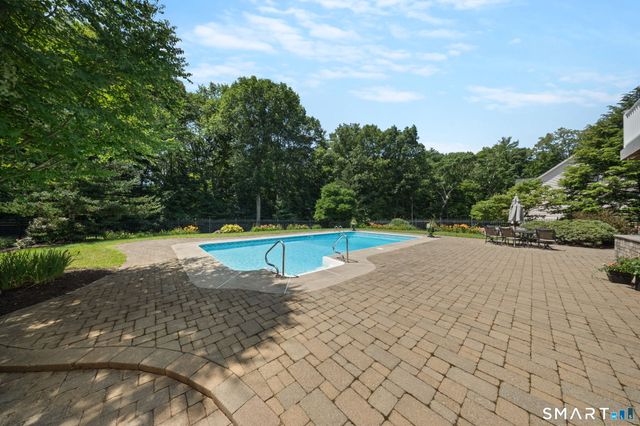 19 Woodcock Lane, South Windsor, CT 06074