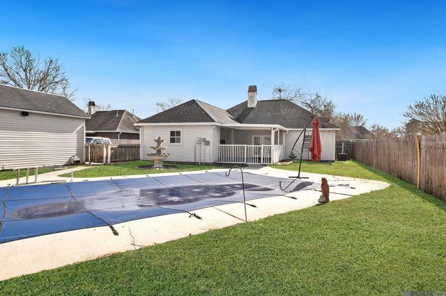 9169 Jordan Dr, Denham Springs, LA 70726