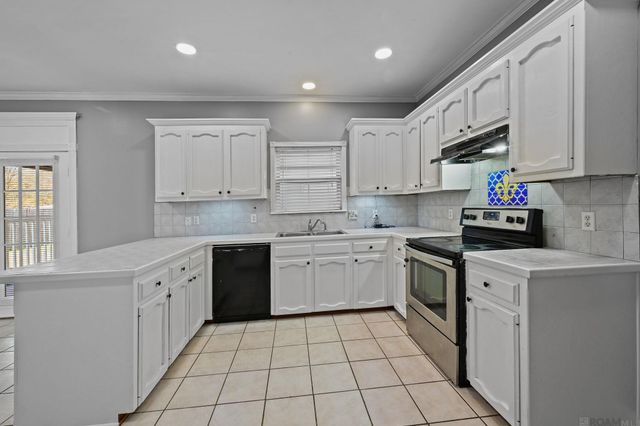 9169 Jordan Dr, Denham Springs, LA 70726