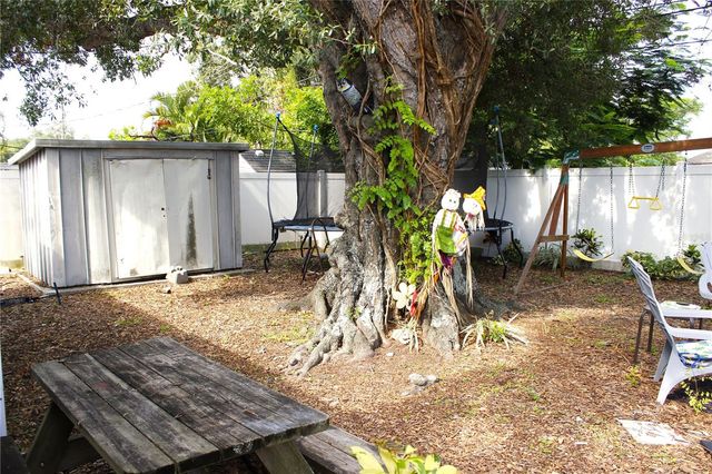 8370 52ND WAY N, Pinellas Park, FL 33781