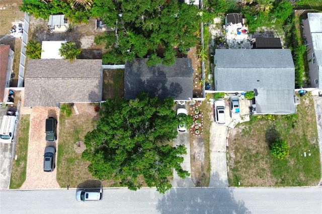 8370 52ND WAY N, Pinellas Park, FL 33781
